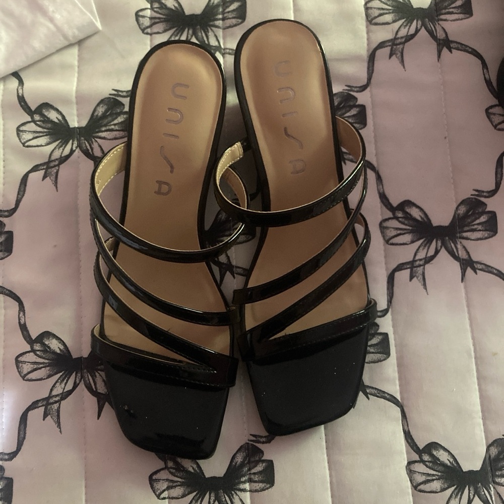 Unisa Black Strappy Patent Heels